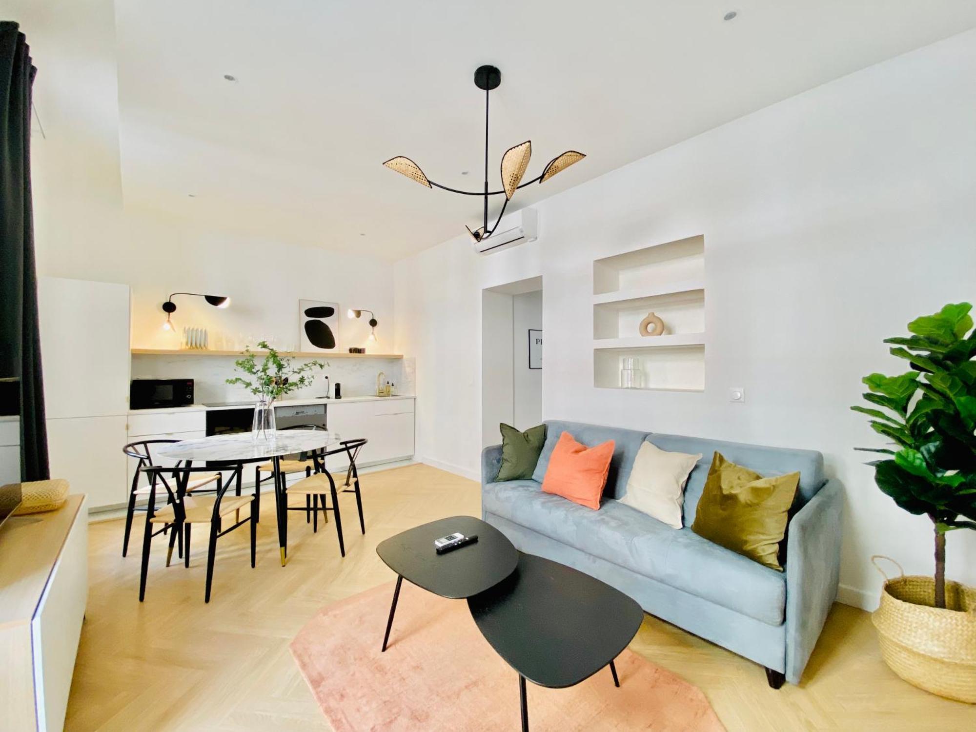 Newly Renovated Apartment With Balcony, Ac, Fiber Internet Monte Carlo Bagian luar foto